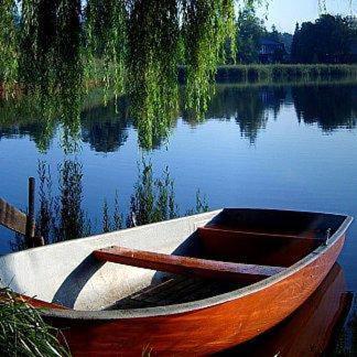 Lakeside Bed And Breakfast Berlin - Pension Am See ファルケンゼー エクステリア 写真